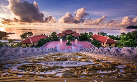 Hành trình khám phá du lịch chùa Hộ Quốc tại Phú Quốc 2023