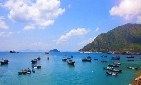 Khám phá Vịnh Vũng Rô Phú Yên – Bức tranh biển đảo đẹp tuyệt vời của xứ Nẫu