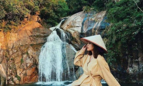 Thác Khe Vằn Quảng Ninh - Điểm đến mà bạn không thể bỏ lỡ vào mùa hè này