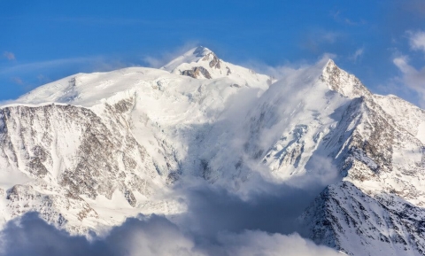 Khám phá dãy núi Alps ở Thụy Sĩ được mệnh danh là nóc nhà của Châu Âu