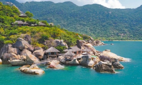 Khám Phá Vịnh Ninh Vân Nha Trang - Hòn Ngọc Quyến Rũ Ẩn Mình Nơi Phố Biển