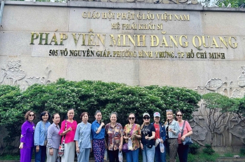 Thập Tự Vũng Tàu: Một Ngày Tìm Về Chốn Bình Yên Cùng Khách Nhà MìnhThập Tự Vũng Tàu: Một Ngày Tìm Về Chốn Bình Yên Cùng Khách Nhà Mình