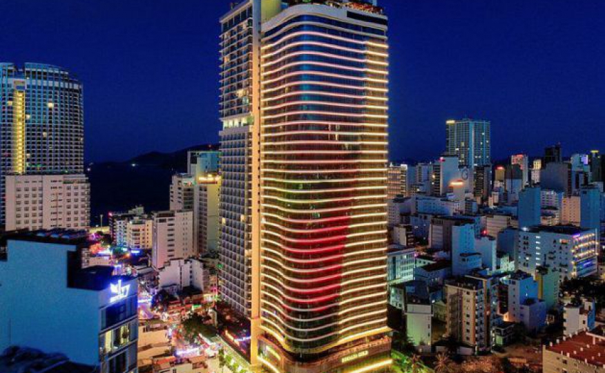 khách sạn 5 sao Regalia Gold Nha Trang 
