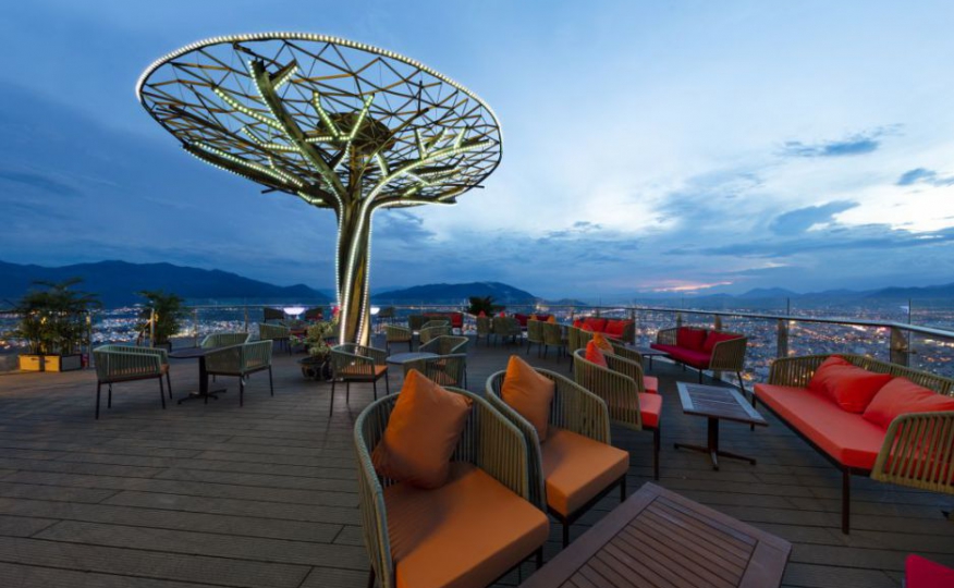 khách sạn 5 sao Regalia Gold Nha Trang 