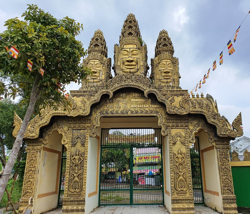 Kiến trúc đặc sắc của Chùa Monivongsa Bopharam ở Cà Mau