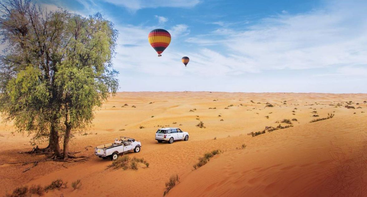 Ngồi khinh khí cầu ngắm toàn cảnh sa mạc Safari Dubai