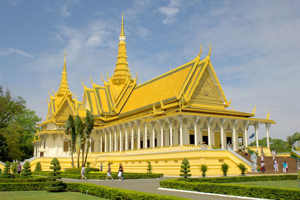 Kinh nghiệm khám phá Cung điện Hoàng Gia Campuchia