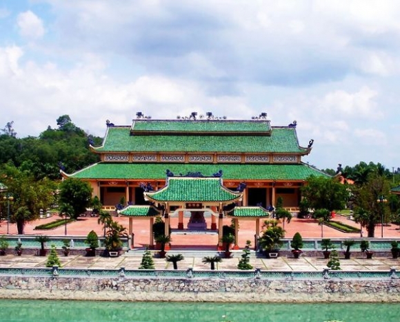 Tour Văn Miếu Trấn Biên - Khu Du lịch Bửu Long