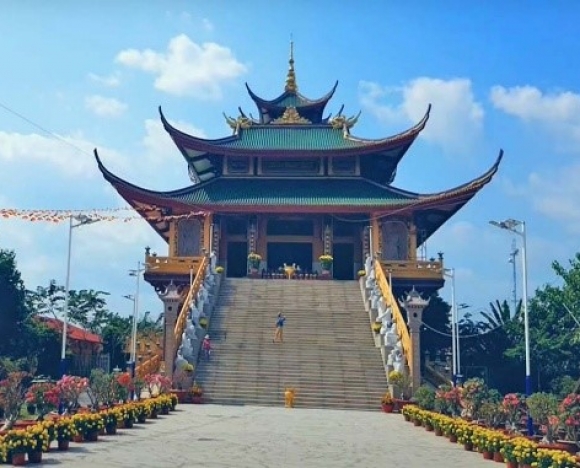 Tour Hành Hương 10 Kiểng Chùa Miền Tây 1 Ngày