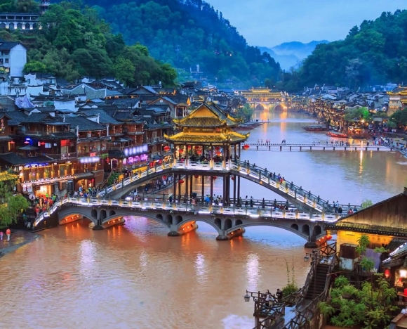 TOUR TẾT 2026 |TRƯƠNG GIA GIỚI - PHƯỢNG HOÀNG CỔ TRẤN 6N5D