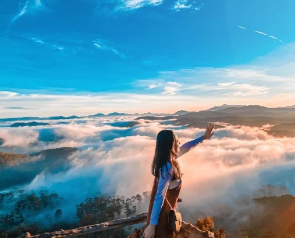 Tour Đà Lạt 3N3D: Thiên Đường Săn Mây - Hành Hương Tâm Linh