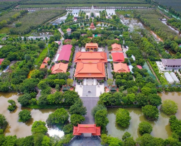 Tour Hành Hương 10 Kiểng Chùa Miền Tây 1 Ngày